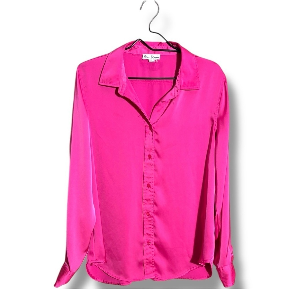 Blue Blossom Bright Pink Relaxed Button Down Shirt Long Cuffed Sleeve and Collar - Picture 13 of 14